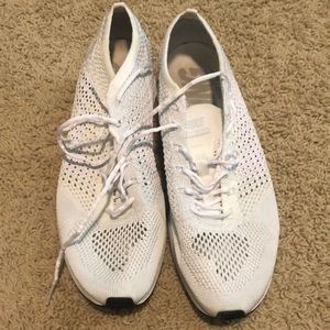 Nike Men’s Flyknit Racer’s